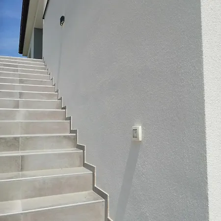Apartment Emili