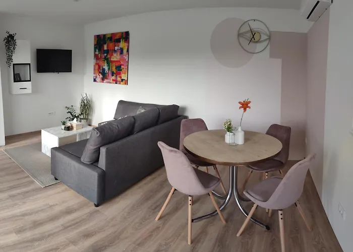 Emili Apartmán